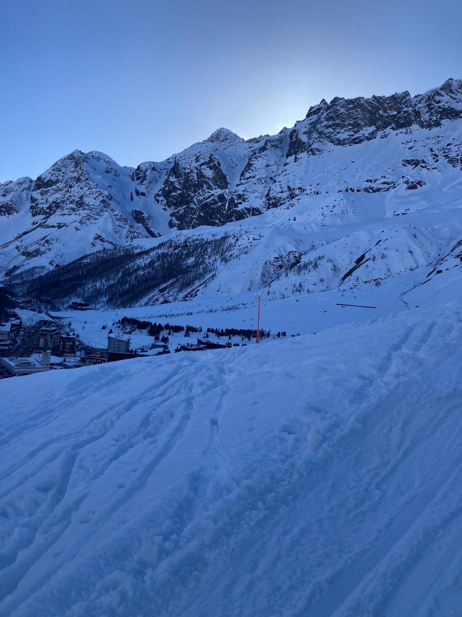 Stella Del Cervino, Ski In & Ski Out, With Garage Breuil-Cervinia Ngoại thất bức ảnh